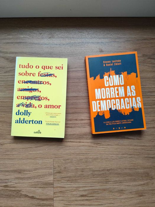 Livros para venda, individualmente ou em bloco