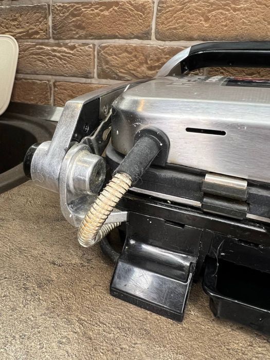 Гриль REDMOND SteakMaster RGM-M806P