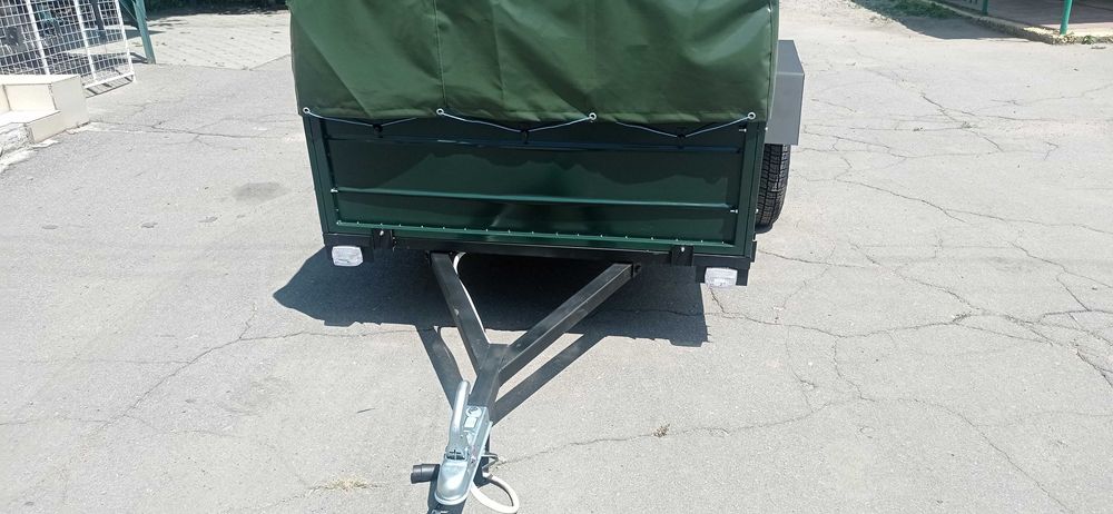 Автомобільний одновісниій причіп(2000х1280)від завода,докумети.