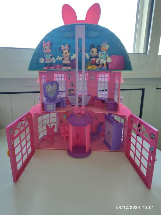 Casa da Minnie com elevador