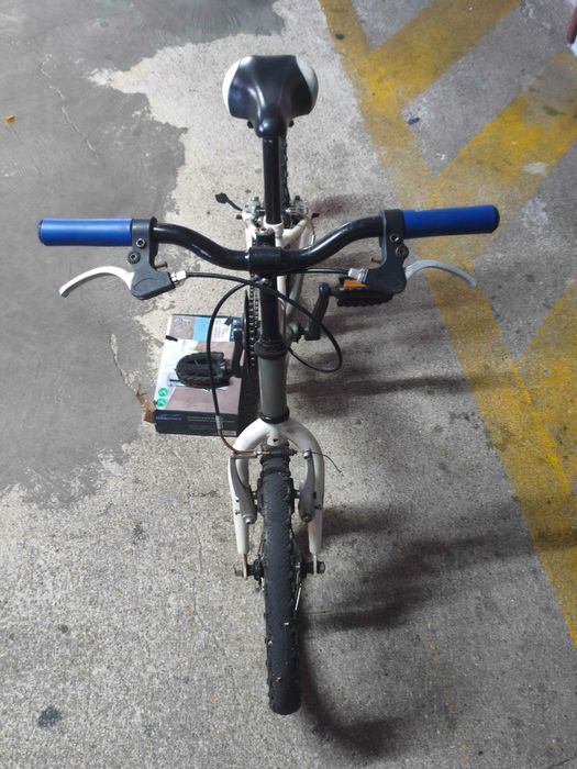 Bicicleta criança roda 16 marca EMT- excelente preço