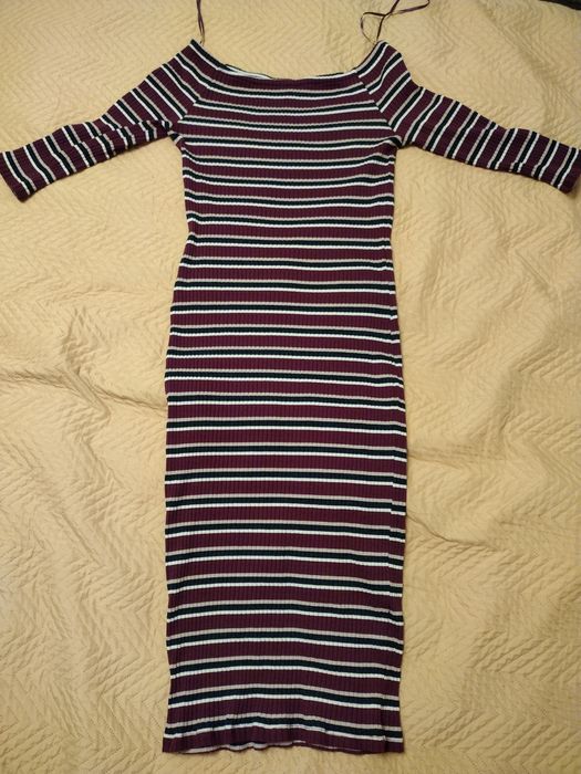 Sukienka dzianinowa w prążek rozm. XL