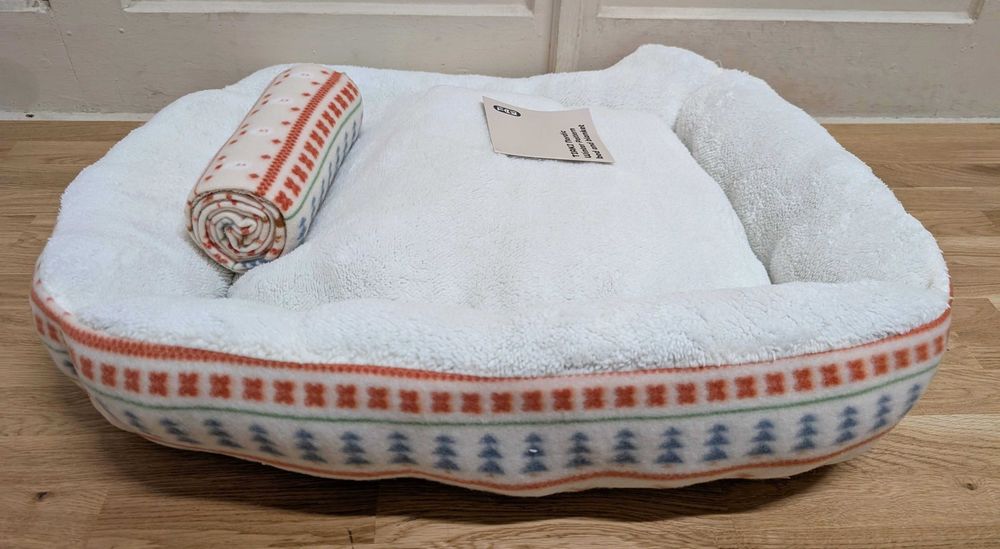 TIAKI Legowisko i Koc dla Psa Nordic Winter M 72x62x17cm