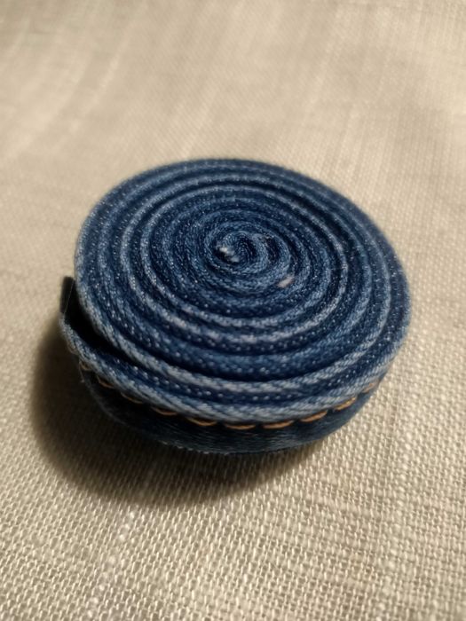 Broszka z jeansu