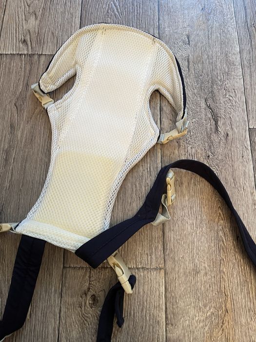 Кенгуру для новонароджених