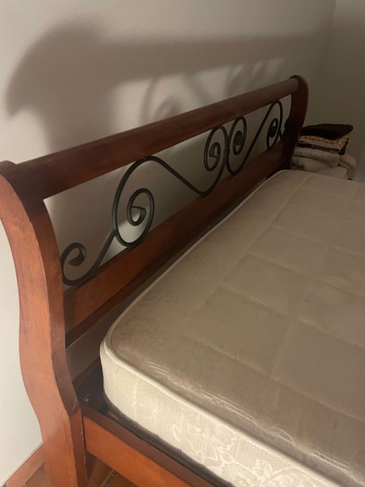 Cama de Casal (urgente)