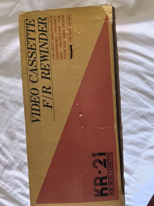 Gravador e reprodutor de vídeo cassettes