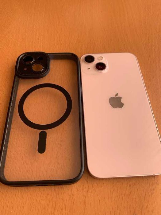 Модель IPHONE  13  в отличном состоянии  , чехол в подарок