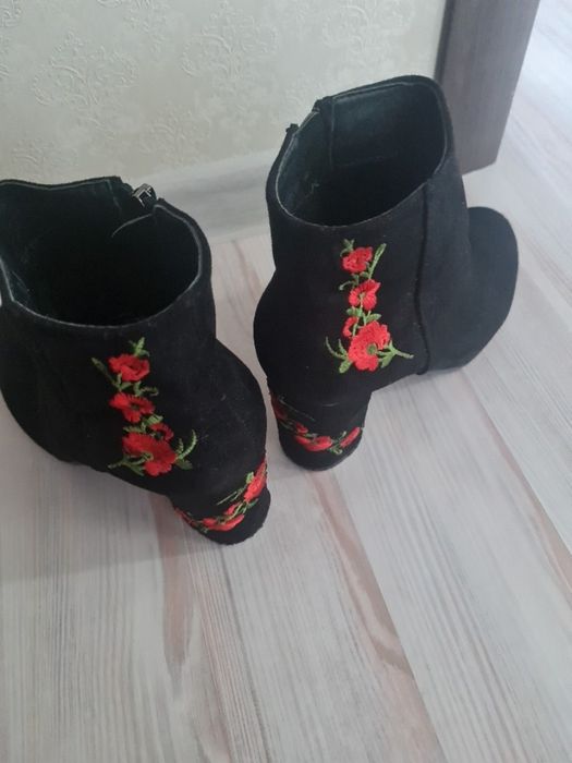 Ботинки,сапожки,ботильоны