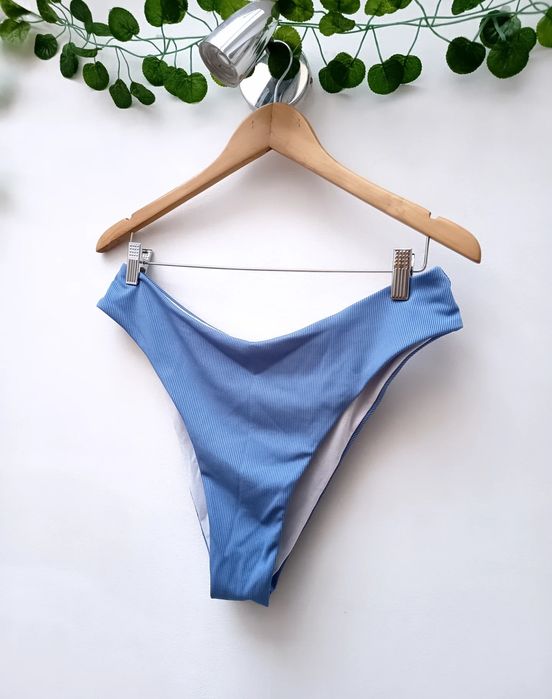 Parte de Baixo de Biquíni Azul Clara