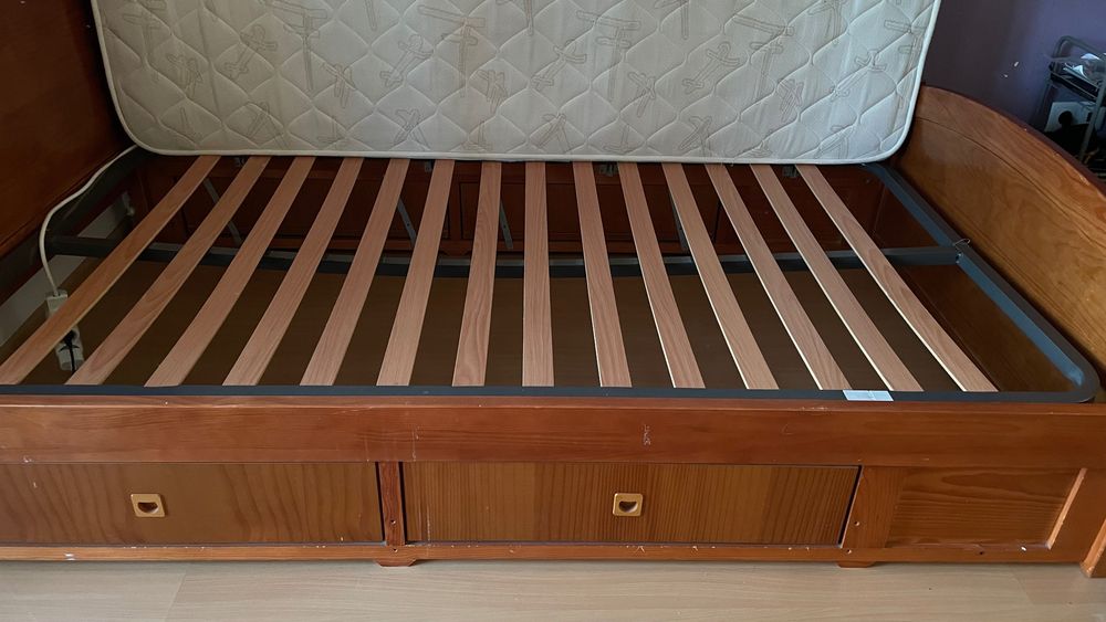 Cama completa + colchão 110x200