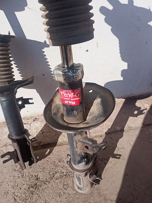 Переднии стойки Авео 400гр