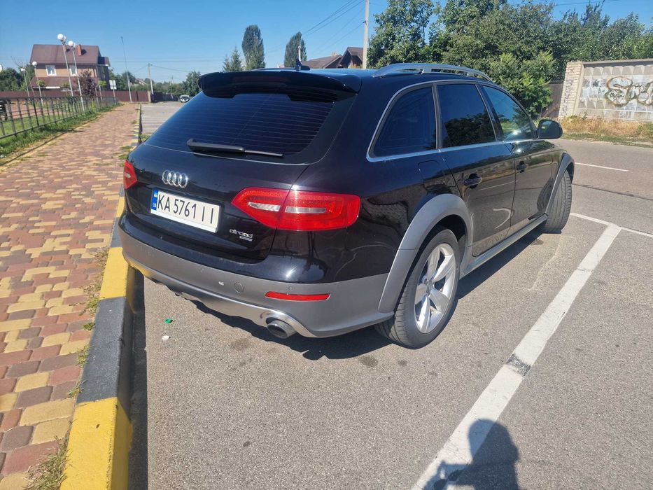 Audi A4 Allroad 2012 VIN WA1UFAFL5DA143981 фото оголошення 3 з 24