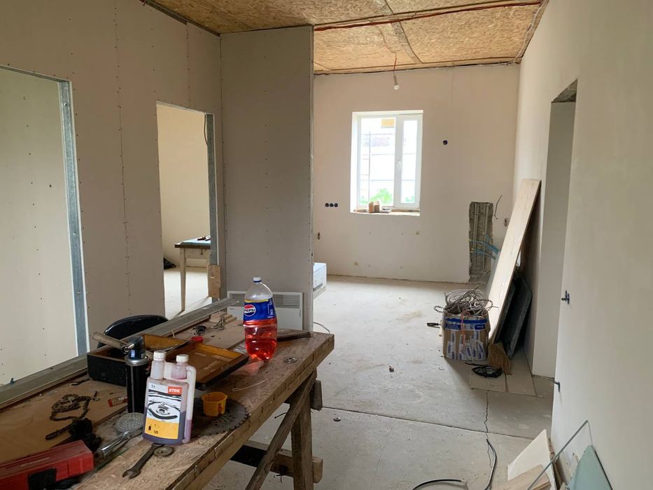 ТЕРМІНОВО. продаю будинок в місті Поділь