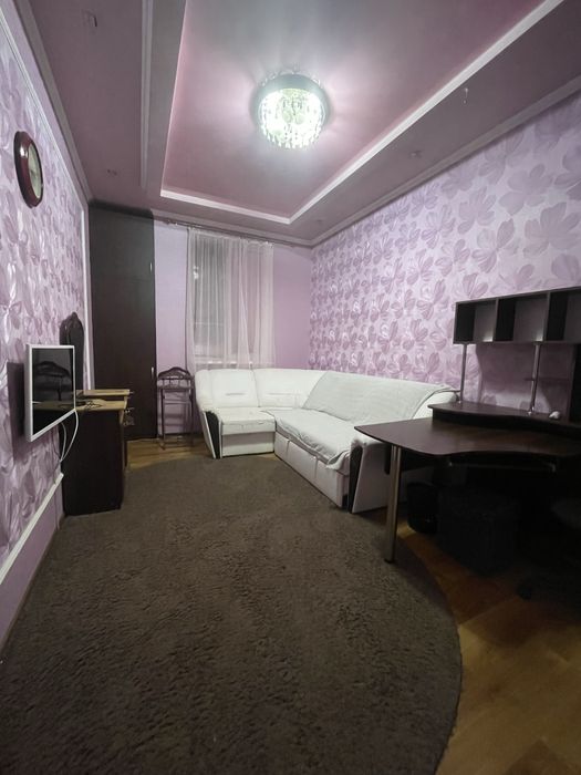 Здається квартира на Палаці Спорта