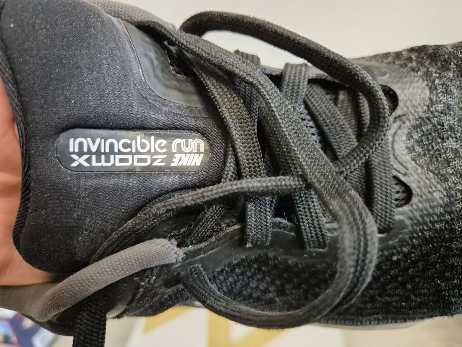 Buty damskie do biegania Nike Invincible Run rozmiar 39.