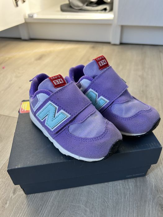 Кросівки new balance