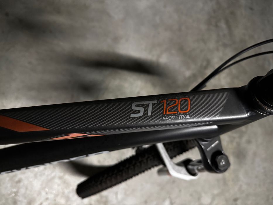 Rockrider ST120 + ST50 quase novas + 2 capacetes BTwin