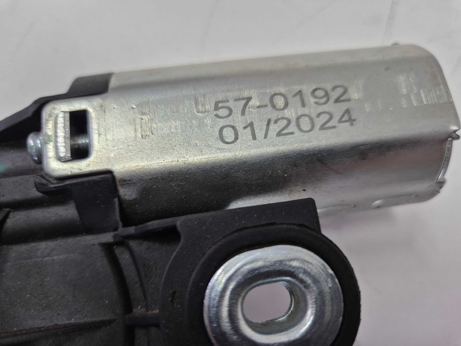 vw golf polo 9n fabia ibiza roomster silniczek wycieraczki tył tylnej