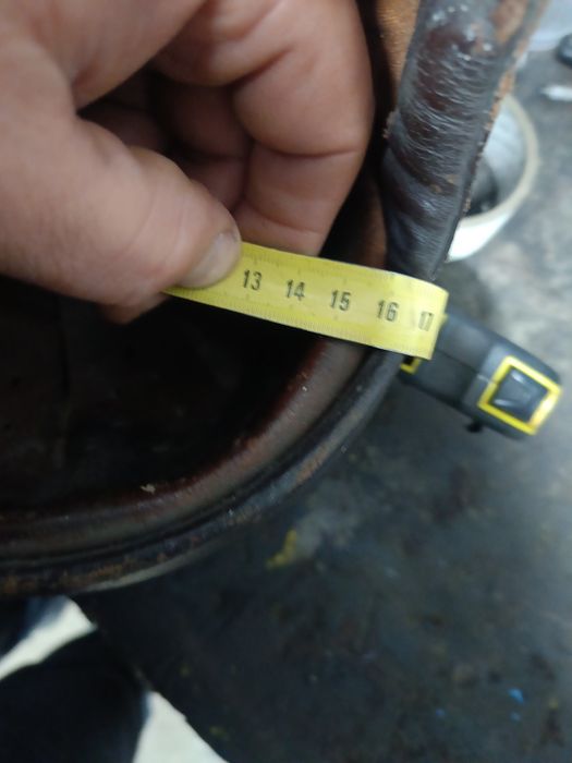 Stary PRL  kask  orzeszek  wyprzedaż garażowa kolekcji