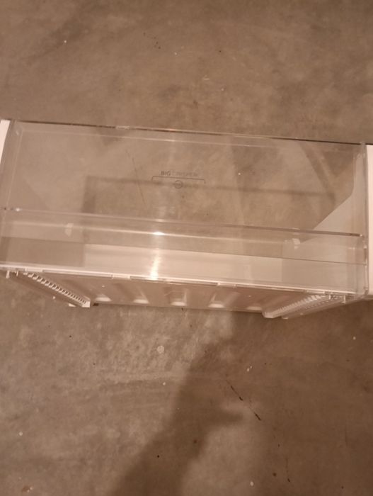 Indesit szuflada zamrazarki