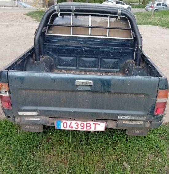 Продам Toyota Hilux 1994 года