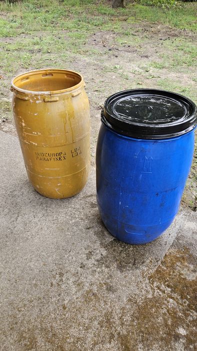 2 bidões 120 litros