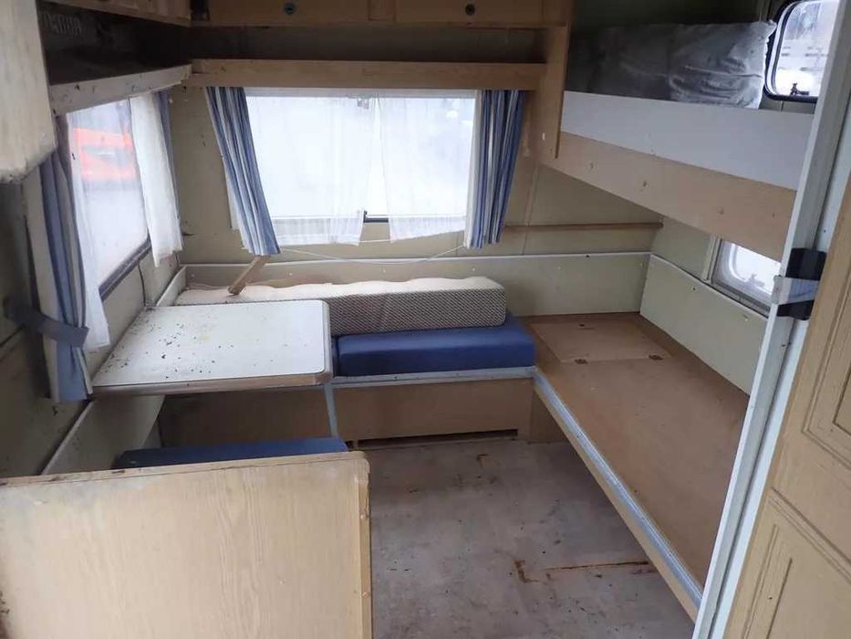 Caravana Hobby Kip LMC Tabbert Eriba Bergland Knaus Fendt Dethleffs diversos cores e modelos Loule Faro Sao Sebastiao