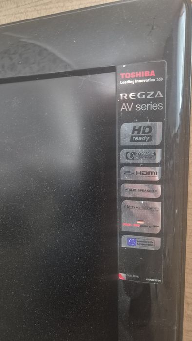 Telewizor Toshiba 32" LCD model 32AV500P