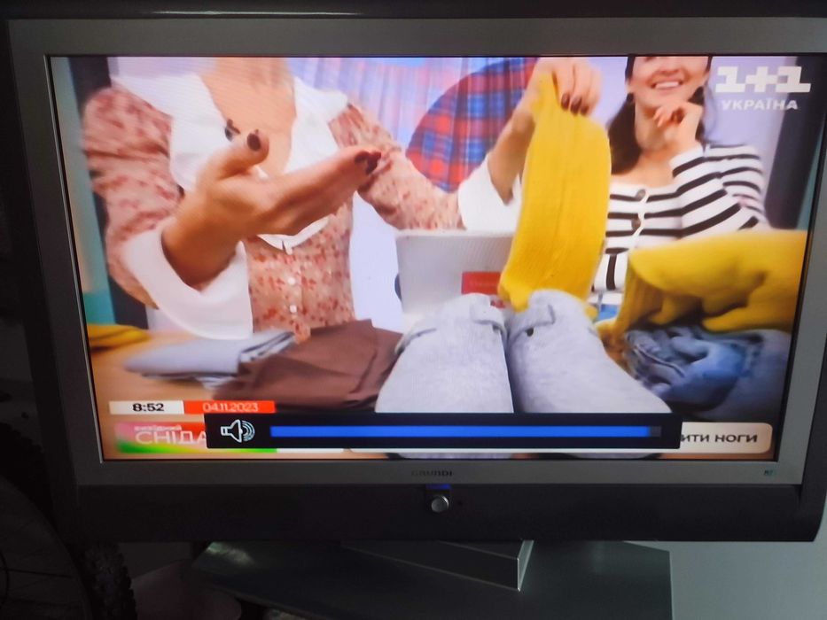 Телевізор  37"  FHD 1920x1080