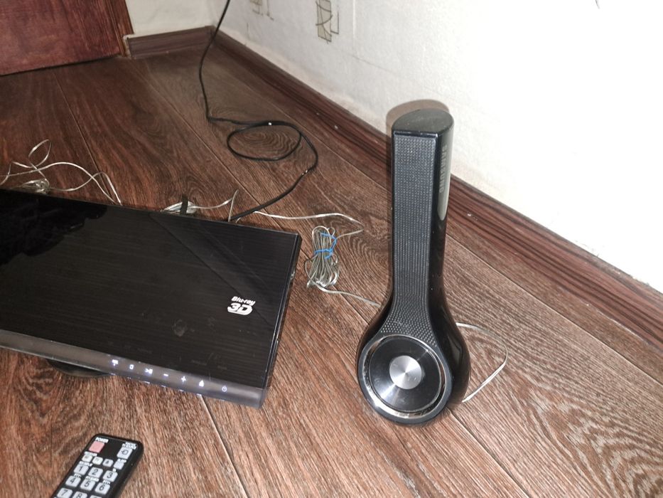 Домашній кінотеатр 2.1 Samsung HT-D7000 ,  400 Вт ,Blu-ray 3D