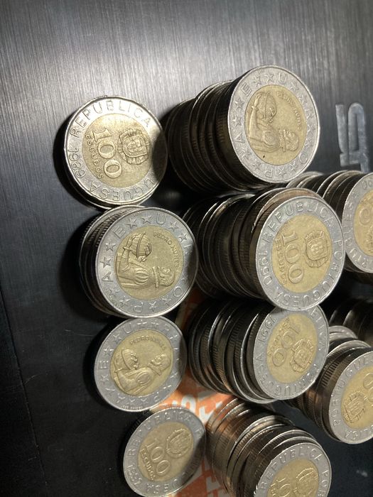 Moedas de 100 escudos