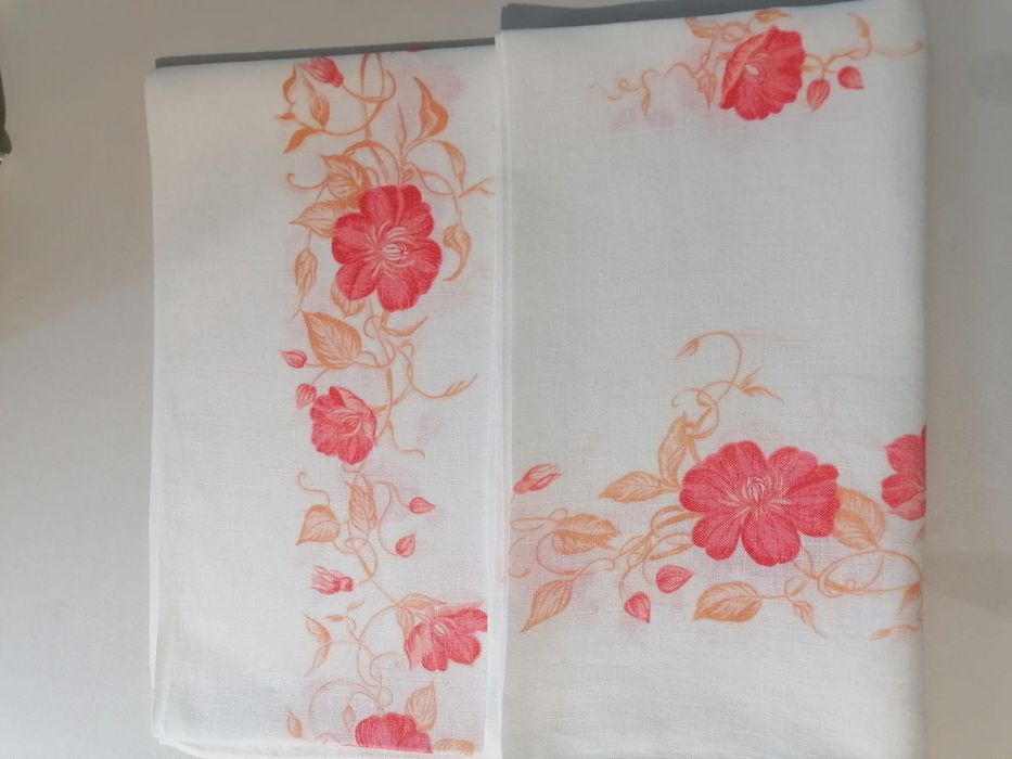 Obrus lniany z czasów PRL