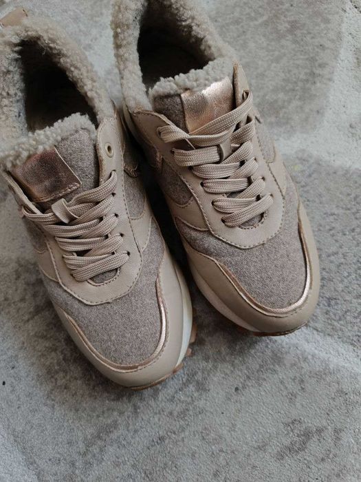 Зимові кросівки, натуральні, овчина, 39р., 25.5см