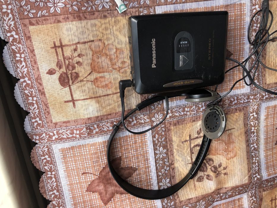 Panasonic RQ-P40, стереоплеер .