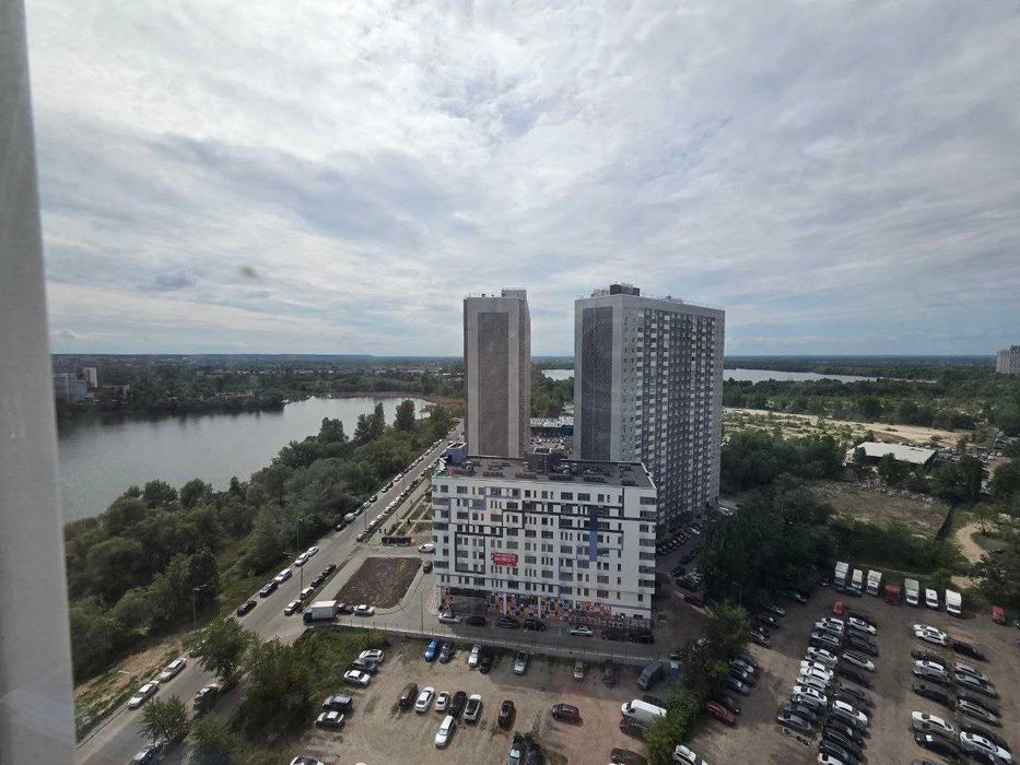 Продам 2к квартиру на Позняках вул. Вишняківська 2