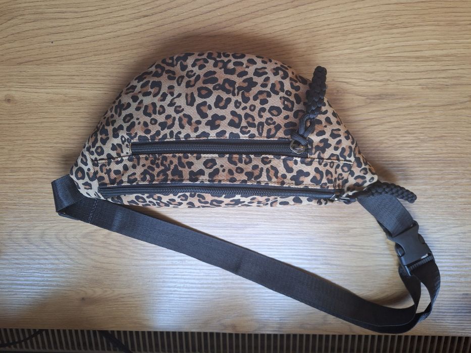 Nerka crossbody panterka