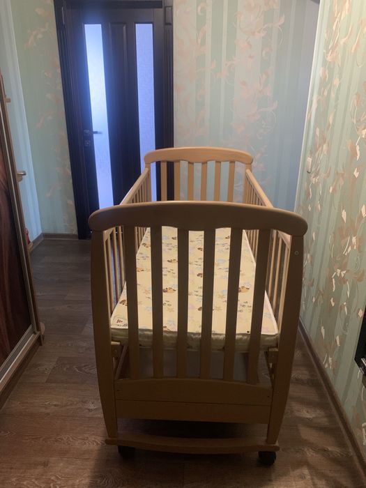 Продається ліжко дитяче компанія “Veres”