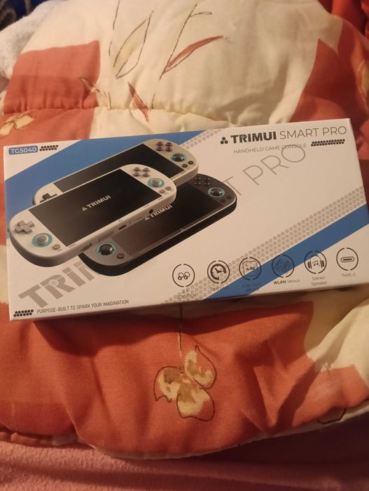 Vendo consola Trimiu Smart Pro com centenas de jogos Retro