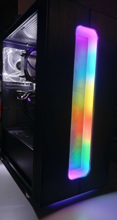 do GIER: i5 - 10400f -6-rdzeni, Radeon 8 GB, 16GB DDR4 dual, m.2. NVMe