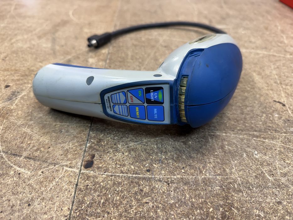 Tester szczelności klimatyzacji mastercool 55100 uv z walizką