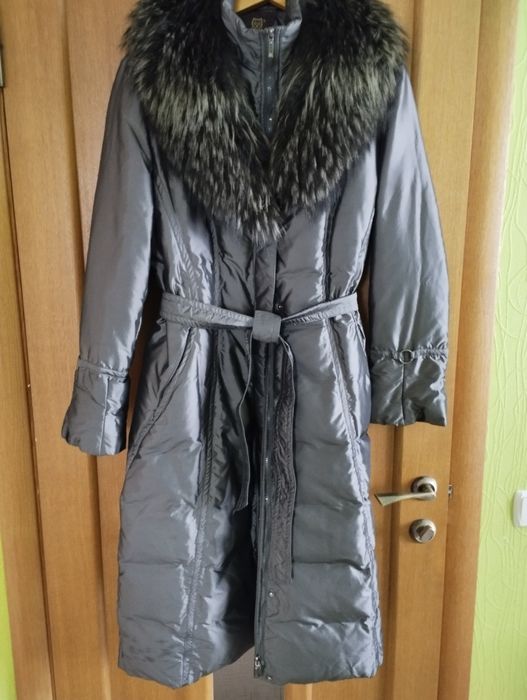 Зимове пальто з хутром