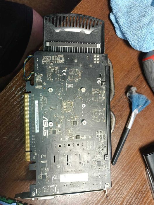 Відеокарта Asus PCI-Ex AMD Radeon HD 6770 1GB DDR5