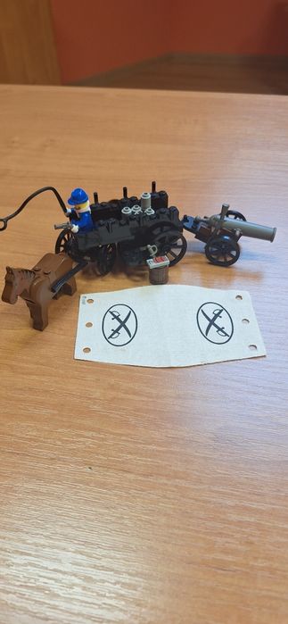 Lego Western 6716 Weapons Wagon..