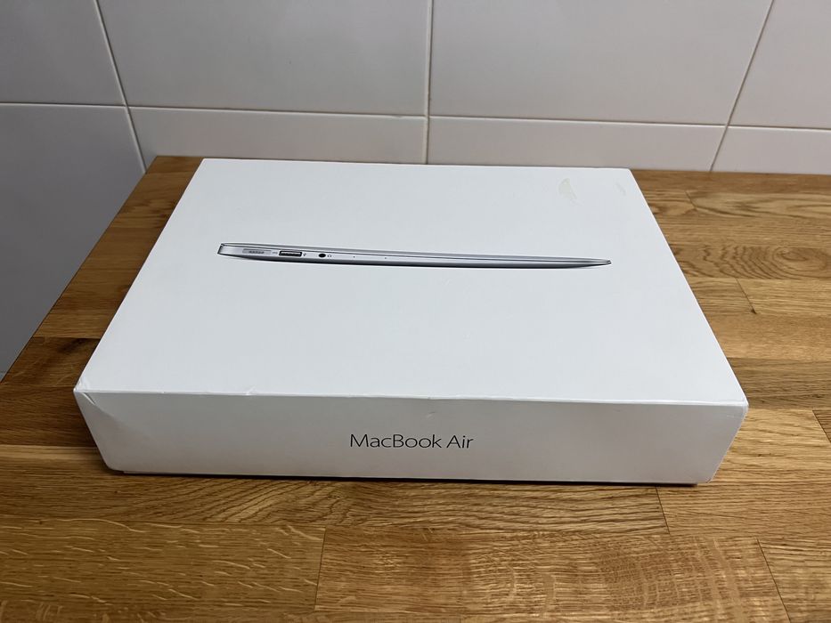 MacBook Air 13” A1466