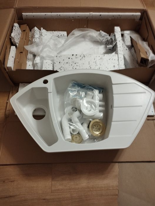 Sprzedam nowy zlewozmywak granitowy