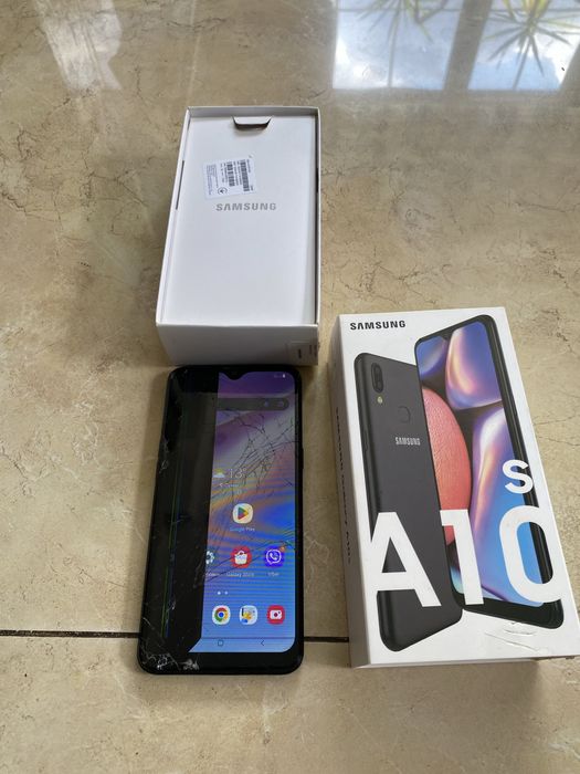 Телефон на запчасти Samsung Galaxy A10s