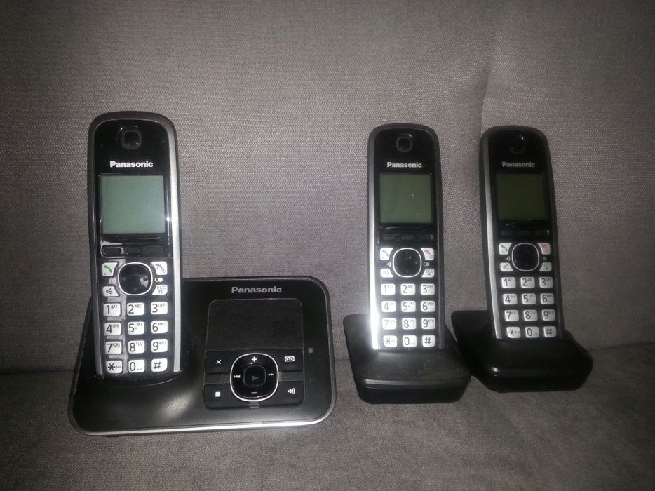 Telefon stacjonarny Panasonic z sekretarka
