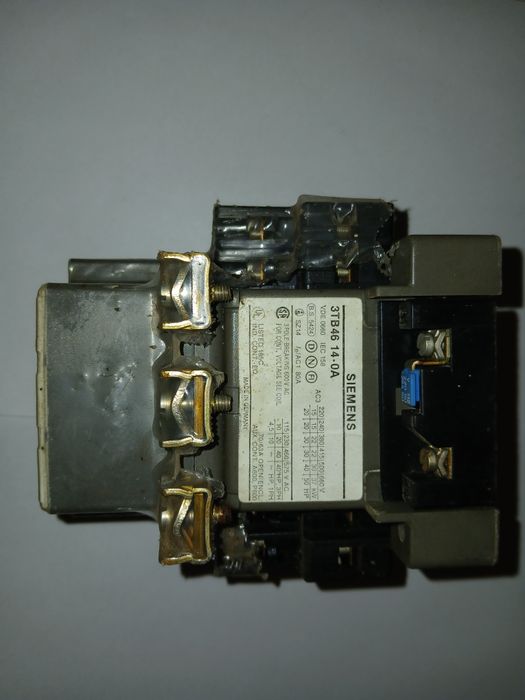Stycznik 90A AEG LS-47. Stycznik  80A Siemens 3TB46