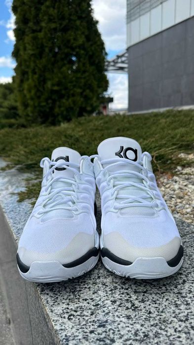 Nike KD 17 [US 13.5 | 31.5 cm] - NEW